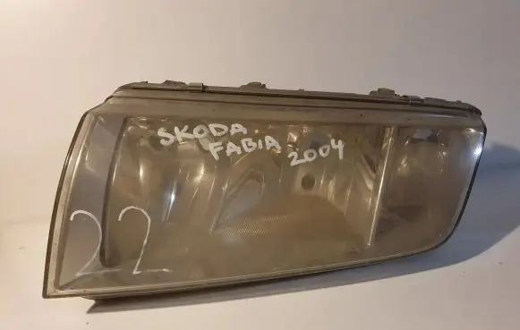 Skoda Fabia Mk1 (6Y) Headlight/headlamp 246365