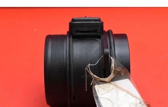 Peugeot 407 Mass air flow meter 9657663580