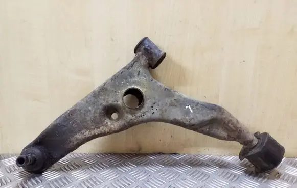 Mitsubishi Colt Front lower control arm/wishbone