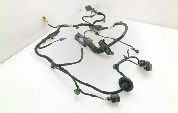 Volkswagen Touareg III Front door wiring loom 760971161GA
