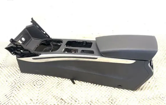 Renault Megane IV Center console 969109180R