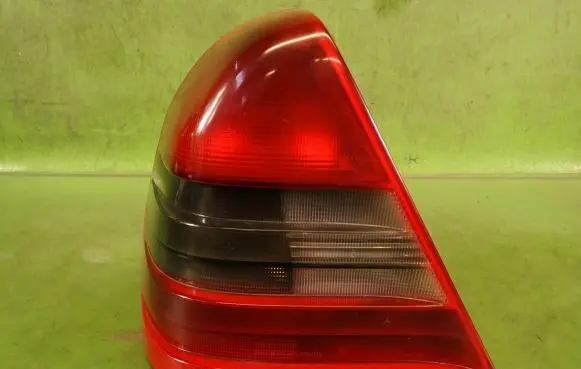 Mercedes-Benz C W202 Rear/tail lights 2028200964