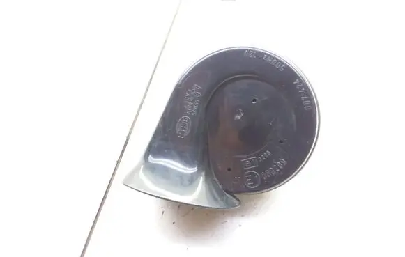 Volkswagen PASSAT B6 Horn signal 3C0951223