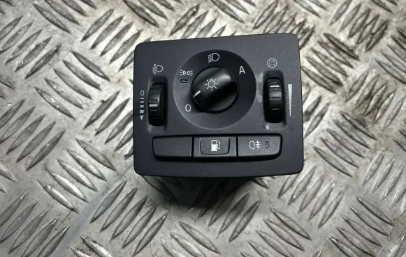 Volvo V50 Light switch 31318937