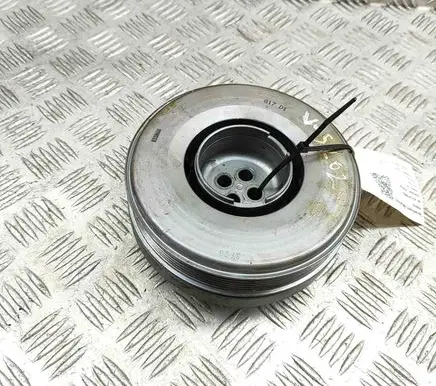BMW 3 G20 G21 Crankshaft pulley 8638446
