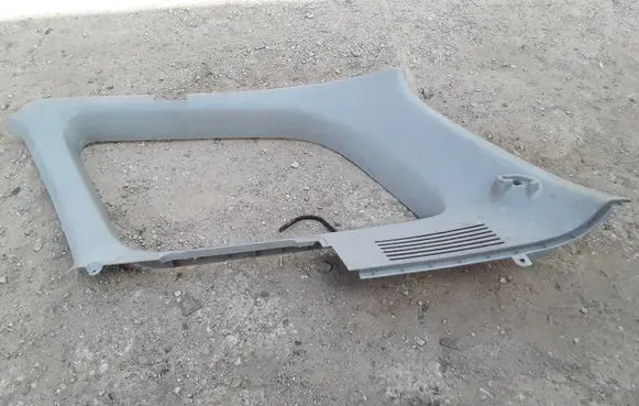 Toyota Avensis T220 (C) pillar trim 6247105050
