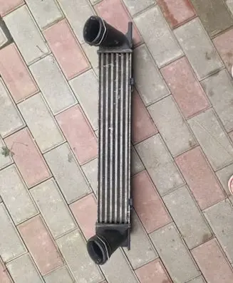 BMW 3 E90 E91 Intercooler radiator 3093796