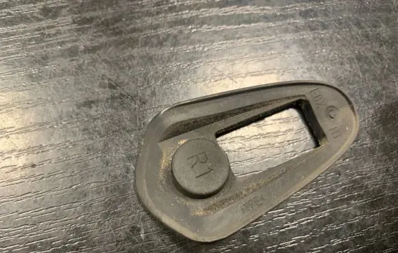 BMW 1 E81 E87 Front door rubber seal E8XHT