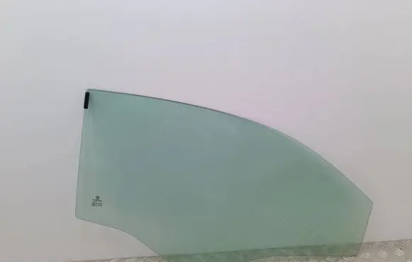 Fiat 500 Front door window glass four-door 43R001583 M323DDT682
