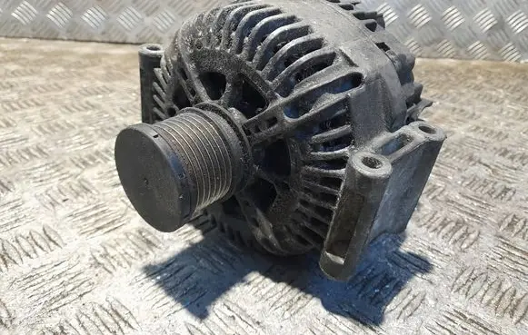 Mercedes-Benz E W211 Generator/alternator A6421540402 2543289B