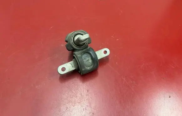Chrysler Pacifica Rear axle beam mounts housing 68284220AD