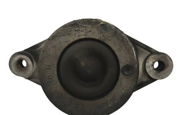 Maserati Ghibli Engine mount bracket 06700048709