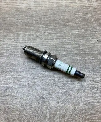 Nissan 240ZX, 280ZX, 300ZX Spark plug BOSCHSUPER
