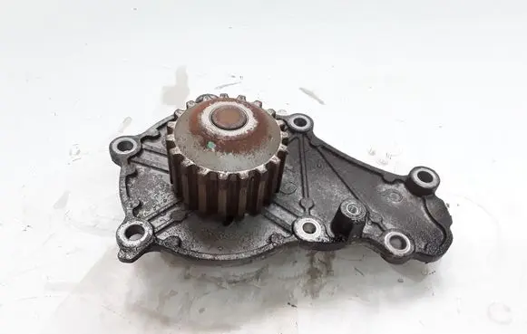 Ford Focus Water pump 26739302