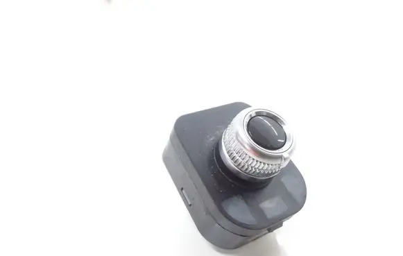 Audi A4 S4 B8 8K Wing mirror switch 8K0959565F