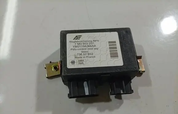 Volkswagen Sharan Immobilizer control unit/module 7M3953257