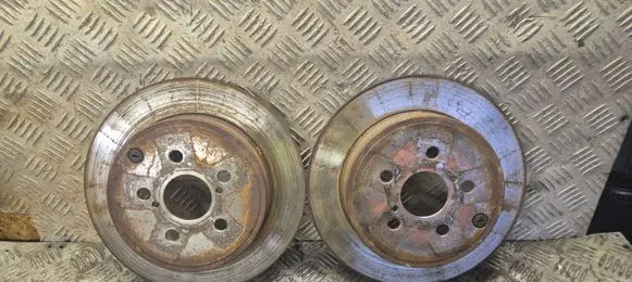 Toyota Avensis T250 Rear brake disc