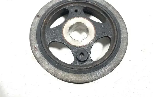 Toyota Avensis T270 Crankshaft pulley 2218