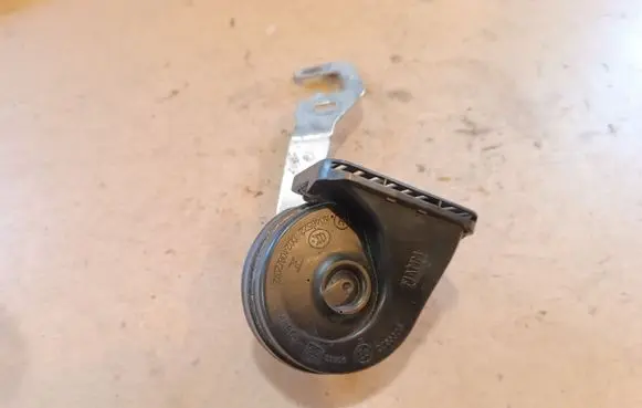 Citroen C3 Horn signal 9676769080