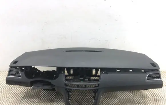 Peugeot 508 Dashboard 9688550677