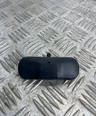 Volkswagen PASSAT B6 Windshield washer spray nozzle 5M0955986