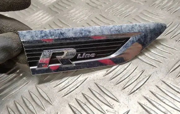 Volkswagen Tiguan Trim molding 5NA653688B