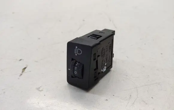 Hyundai ix35 Headlight level height control switch 937602S9009P