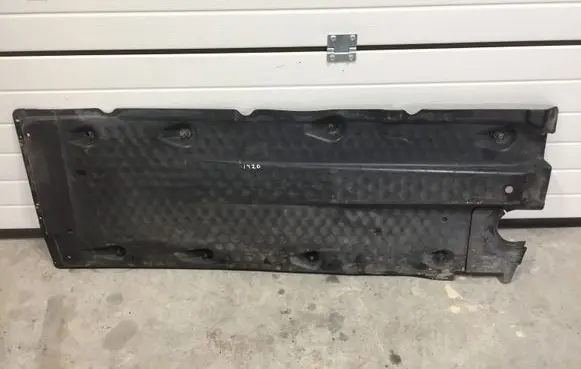 Audi A3 S3 8P Side bottom protection 1K0825211