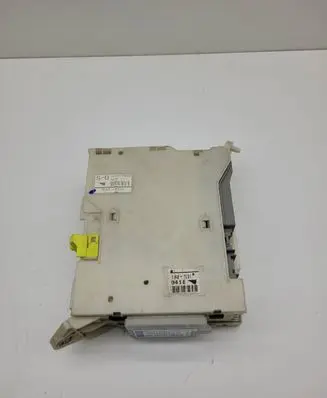 Lexus IS 220D-250-350 Fuse module 8273053050