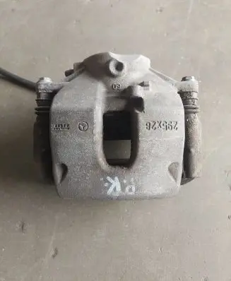 Mercedes-Benz C W204 Front brake caliper