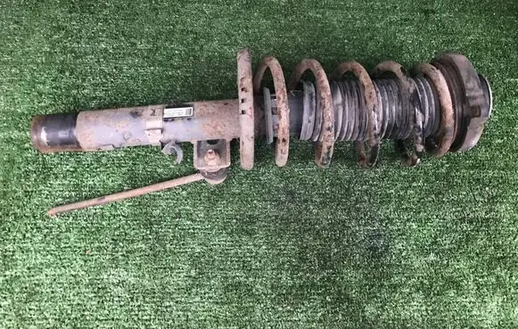 Skoda Fabia Mk1 (6Y) Front shock absorber/damper 6Q0413031BJWLX 13C6B2