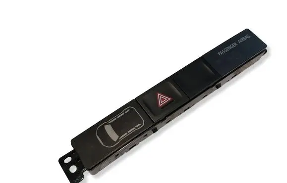 Mitsubishi L200 Other switches/knobs/shifts 8002C298