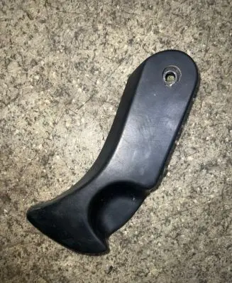 BMW 5 E39 Engine bonnet (hood) release handle 8226621