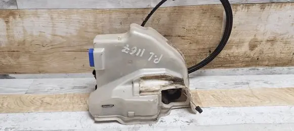 Volkswagen Golf Plus Front door lock