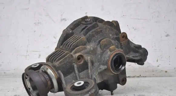 Jaguar XJ X351 Rear differential 9W83-4A213-AG PRZEŁOZENIE: 3.31
