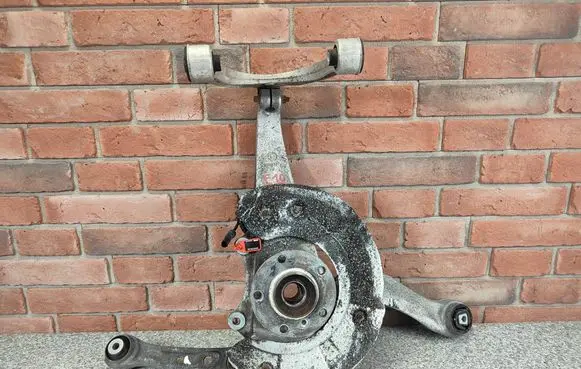 BMW 5 F10 F11 Front wheel hub 6777752