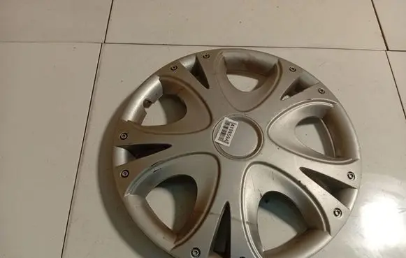 Peugeot 307 R15 wheel hub/cap/trim
