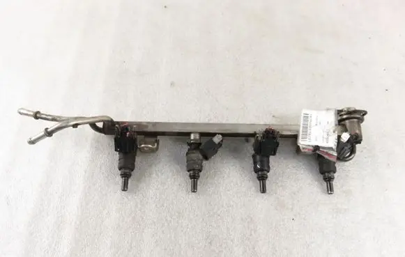 Seat Toledo II (1M) Fuel main line pipe 06A133317E 06A906031D
