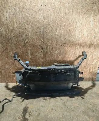 Nissan Qashqai Radiator support slam panel