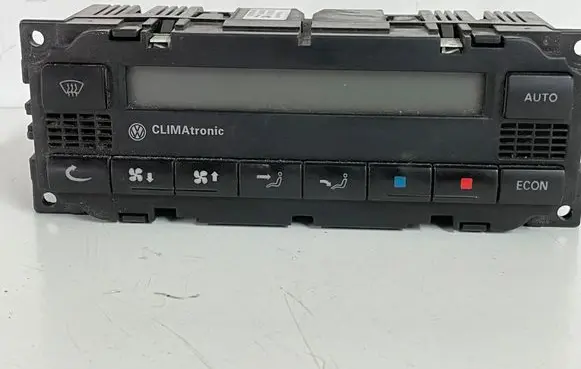 Volkswagen PASSAT B5 Climate control unit 3B1907044