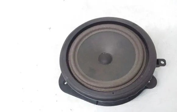 Audi A3 S3 A3 Sportback 8P Front door speaker 8P0035411 7606500214