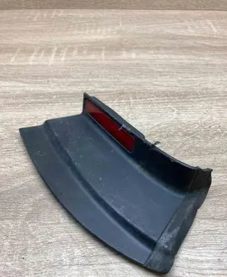 Volkswagen PASSAT B6 Rear/tail light trim molding 3C9945100A 3C945312A RIGHTSIDE