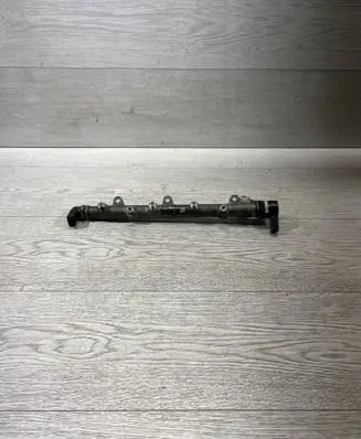 BMW 3 E46 Fuel main line pipe 7787164 0445214030 0281002481
