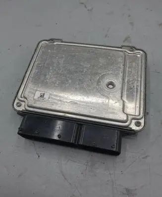 Skoda Fabia Mk2 (5J) Engine control unit/module 045906013E 045906013Q 0281015049