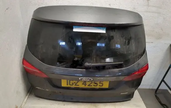 Ford Focus Tailgate/trunk/boot lid Bm51n40414ag