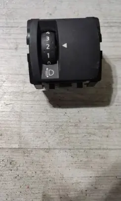 Renault Kadjar Headlight level height control switch 251902972R A14679 161024