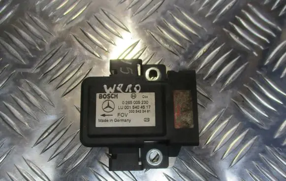 Mercedes-Benz E W210 ESP (stability system) control unit 0265005230