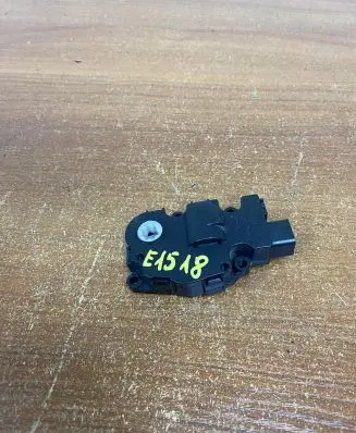 BMW X5 E70 Intake manifold valve actuator/motor 410475520 E1518