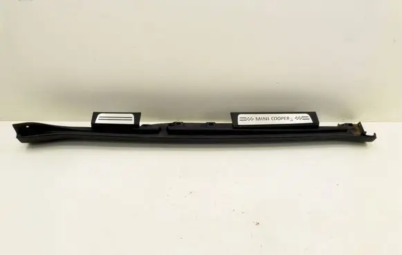Mini Cooper Countryman R60 Sill 9801888