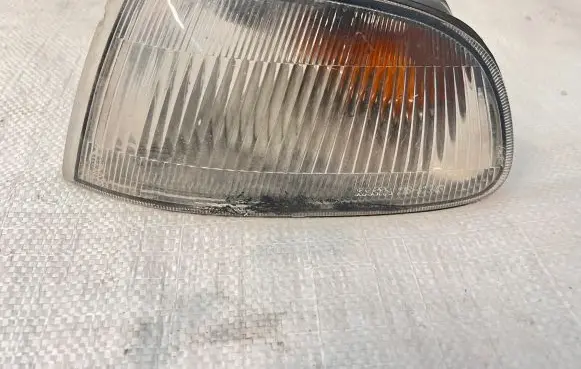 Honda Civic Headlight/headlamp 21832343B